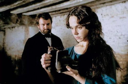 新包法利夫人,一场关于爱情、梦想与毁灭的悲剧 第3张 新包法利夫人,一场关于爱情、梦想与毁灭的悲剧 第3张